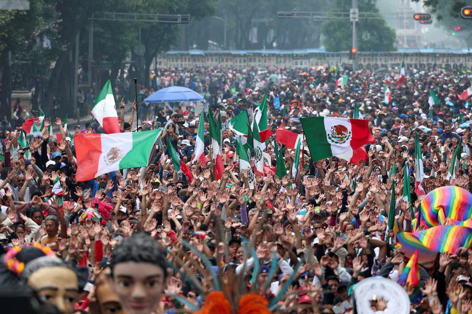Photo: REUTERS/Luis Cortes