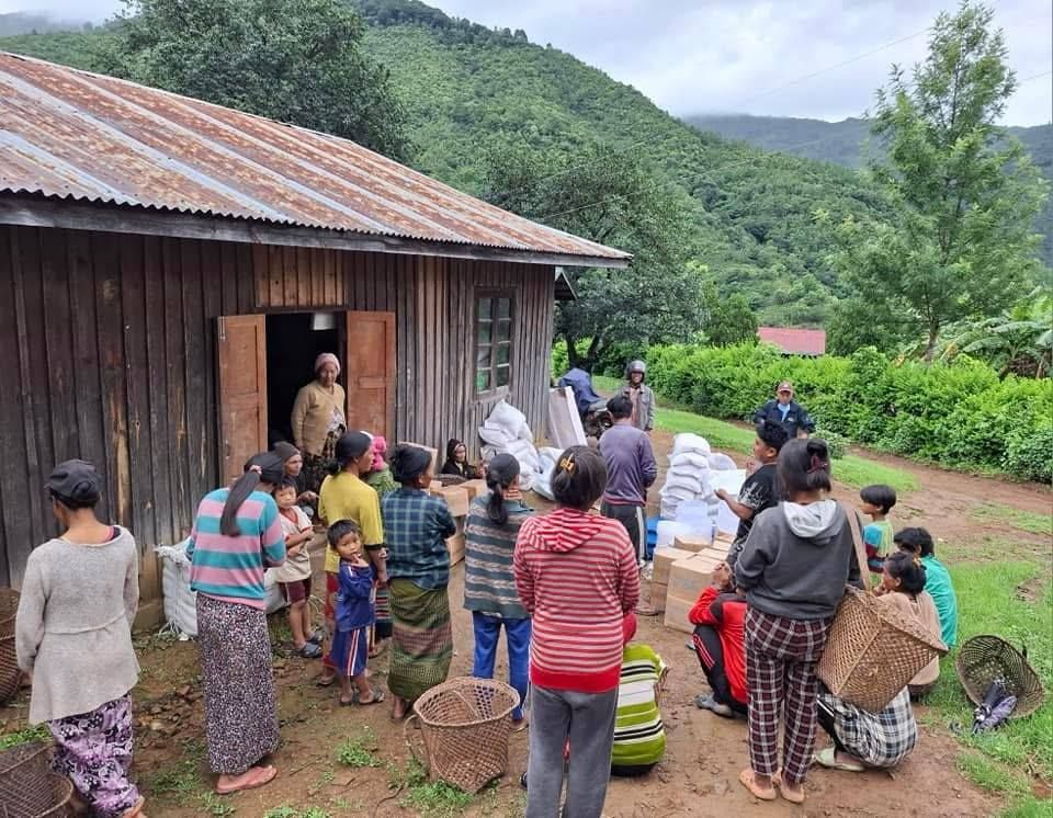 မင်းတပ်မြို့က စစ်ဘေးရှောင်များ။ (Photo: Mindat Township IDPs Camp Management Committee)